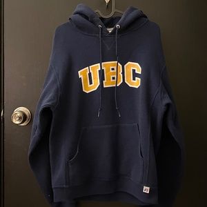 UBC Basic Arch Screen Hoodie